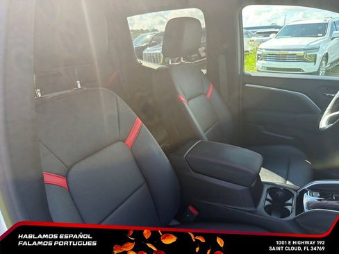 Used 2023 Chevrolet Colorado Z71 w/ Z71 Convenience Package 2 AWD/4WD image 30
