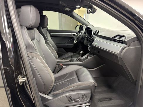 Used 2023 Audi Q3 2.0T Premium Plus w/ Premium Plus Package AWD/4WD image 10