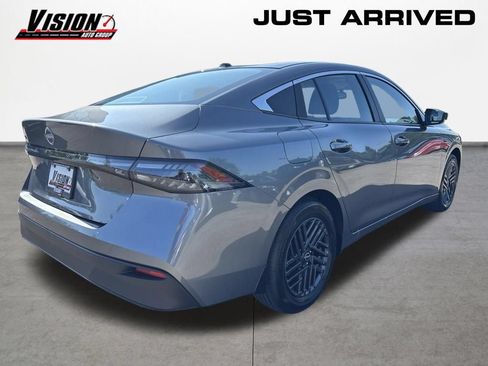 New 2026 Nissan Sentra SV w/ SV Convenience Package FWD image 5