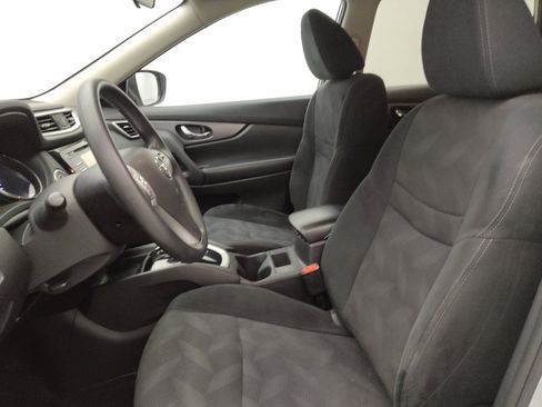 Used 2016 Nissan Rogue SV AWD/4WD image 17