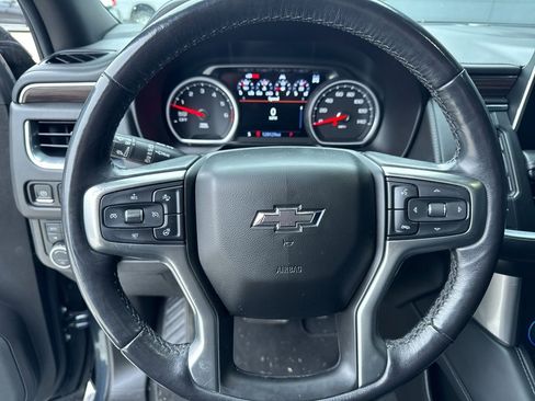 Used 2021 Chevrolet Tahoe Z71 w/ Z71 Off-Road Package image 3