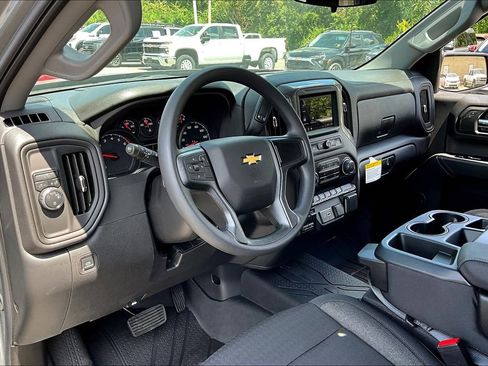New 2026 Chevrolet Silverado 1500 Custom image 6