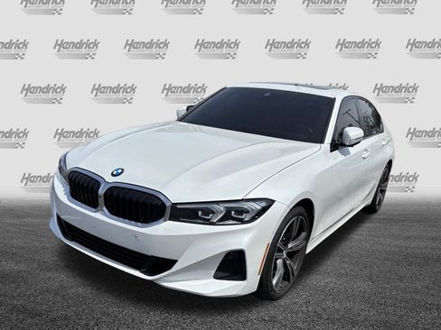 Certified 2023 BMW 330i Sedan w/ Premium Package image 5