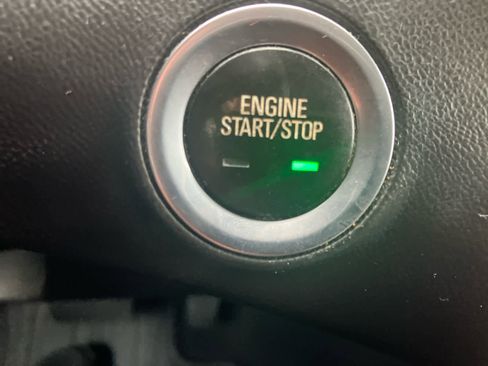 Used 2020 GMC Terrain SLE image 25