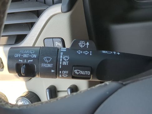 Used 2017 GMC Yukon Denali w/ Open Road Package image 32