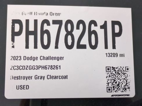 Used 2023 Dodge Challenger SXT w/ Plus Package image 39