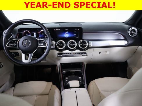Used 2022 Mercedes-Benz GLB 250 4MATIC image 33
