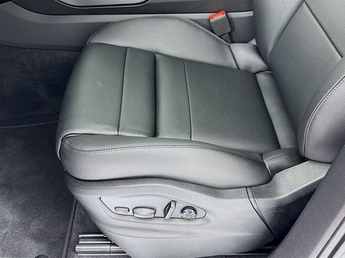 New 2026 Porsche Cayenne AWD/4WD image 13