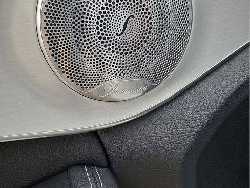 Used 2021 Mercedes-Benz C 300 Sedan w/ Premium Package image 22