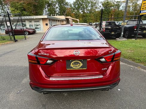 Used 2019 Nissan Altima 2.5 SR w/ SR Premium Package image 6