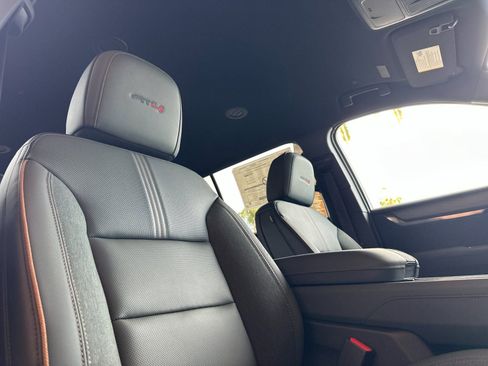 New 2026 GMC Acadia AT4 AWD/4WD image 18