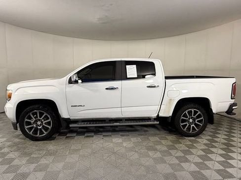 Used 2017 GMC Canyon Denali AWD/4WD image 3