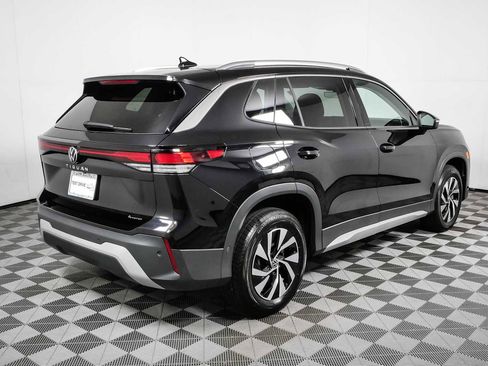 Certified 2025 Volkswagen Tiguan S AWD/4WD image 6
