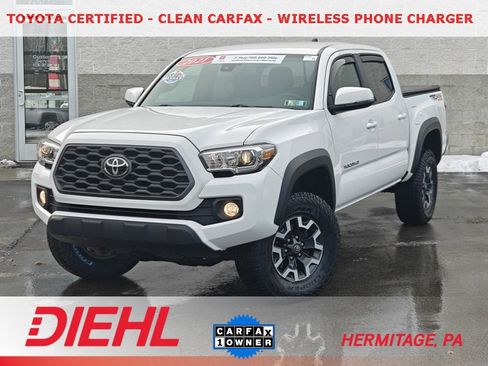 Certified 2021 Toyota Tacoma TRD Off-Road image 1