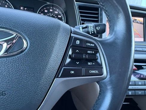 Used 2017 Hyundai Elantra Value Edition w/ Cargo Package image 20