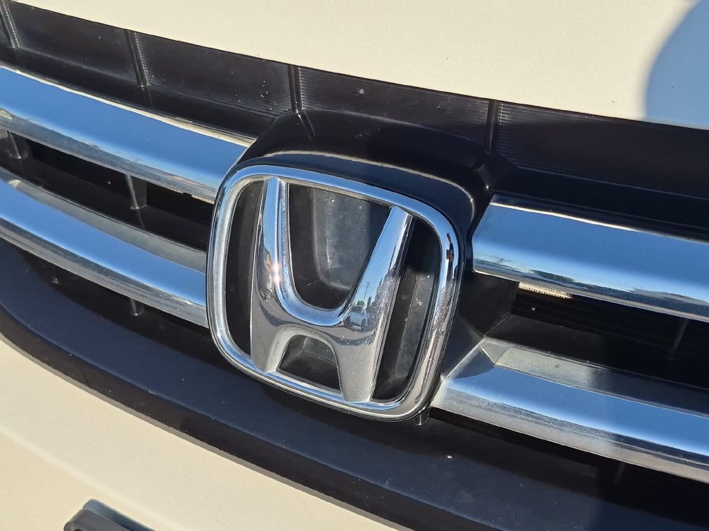 Used 2015 Honda Odyssey Touring Elite image 10