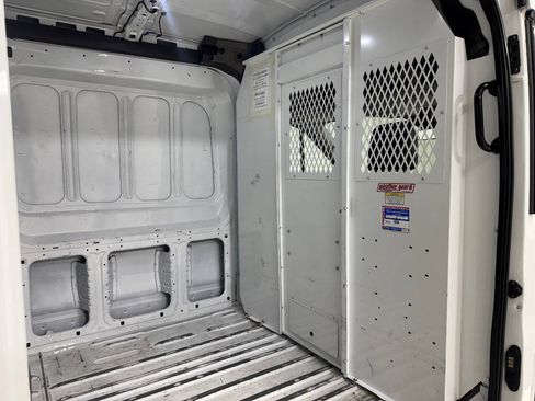 Used 2020 Ford Transit 250 Medium Roof RWD image 30
