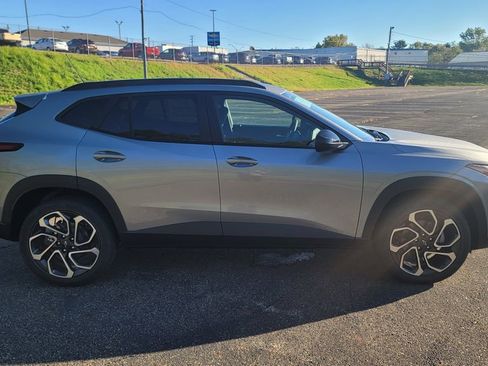 New 2026 Chevrolet Trax RS w/ Sunroof Package image 14