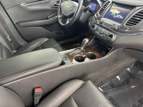 Used 2015 Chevrolet Impala LTZ FWD image 23