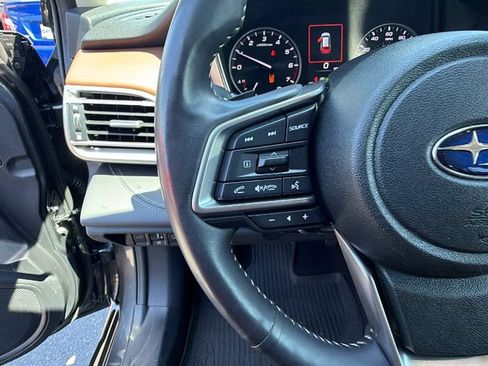 Used 2025 Subaru Outback Touring XT AWD/4WD image 27
