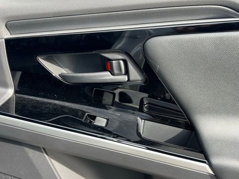 Used 2025 Toyota bZ4X AWD w/ Weather Package image 21