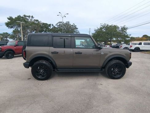 New 2025 Ford Bronco Outer Banks image 4