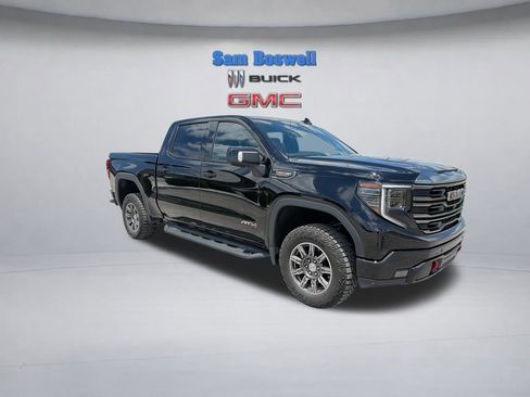 Used 2024 GMC Sierra 1500 AT4 w/ Technology Package AWD/4WD image 2