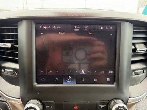 Used 2022 RAM 1500 Laramie AWD/4WD image 20