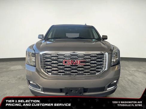 Used 2019 GMC Yukon Denali w/ Denali Ultimate Package AWD/4WD image 3