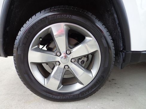 Used 2014 Jeep Grand Cherokee Limited AWD/4WD image 10