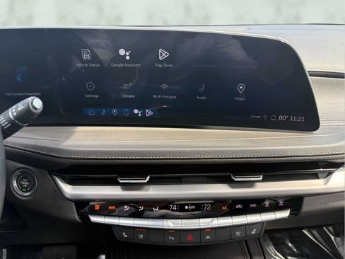 Used 2024 Cadillac XT4 Premium Luxury AWD/4WD image 13