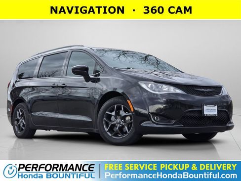 Used 2018 Chrysler Pacifica Touring-L Plus w/ Advanced Safetytec Group image 1