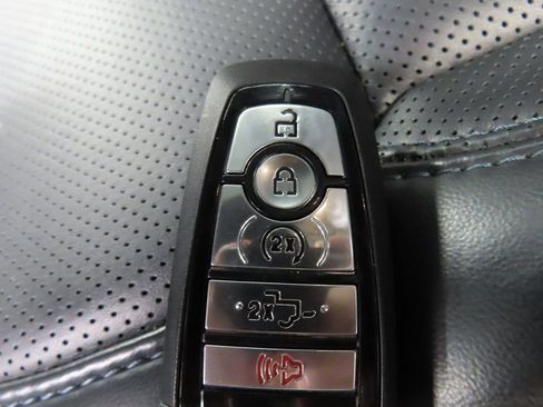 Used 2025 Ford F150 Platinum w/ FX4 Off-Road Package image 59