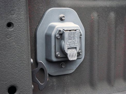 Used 2019 Ford F250 XLT w/ XLT Premium Package image 6