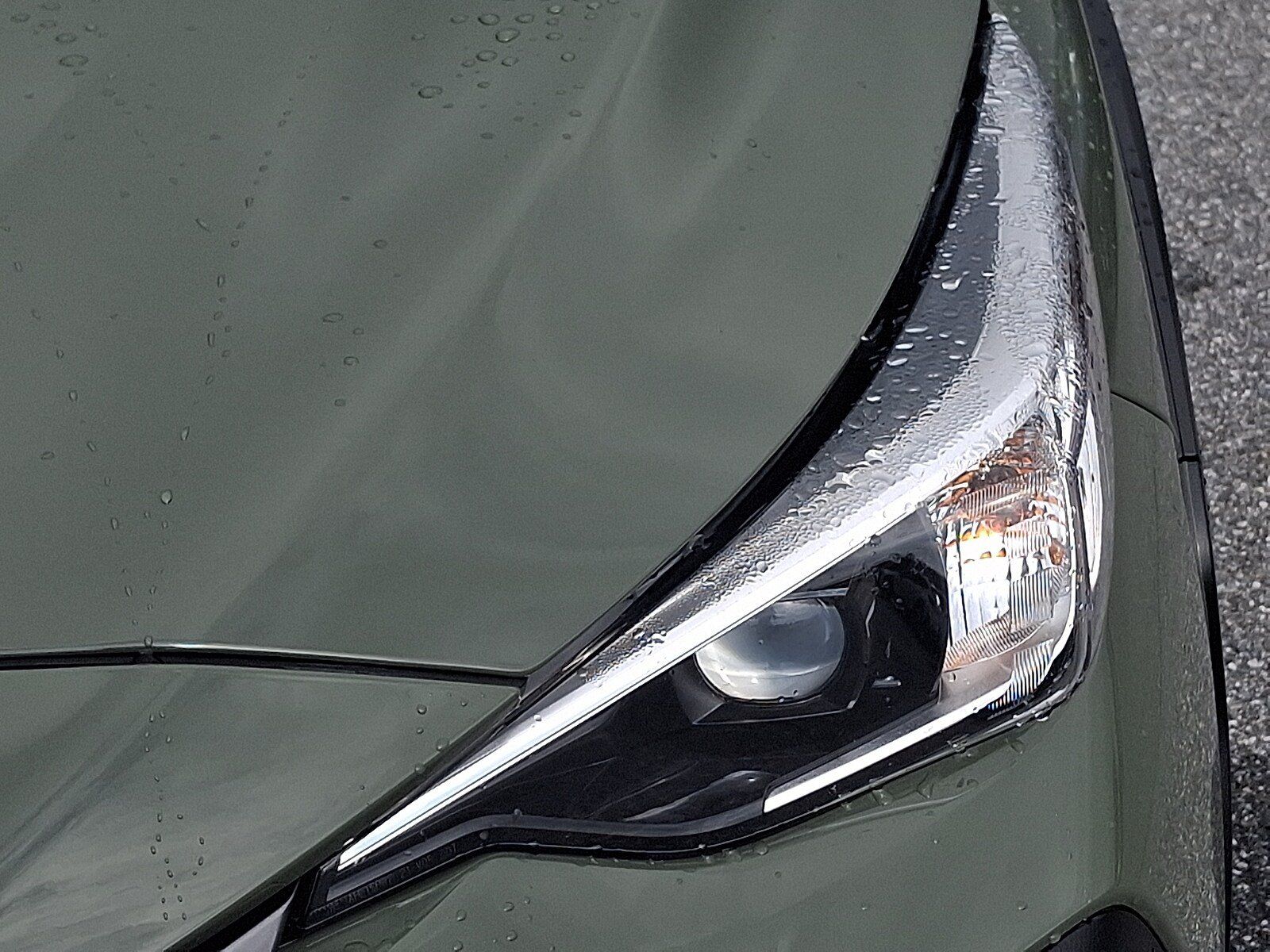 Certified 2026 Subaru Crosstrek 2.5i Premium AWD/4WD image 9