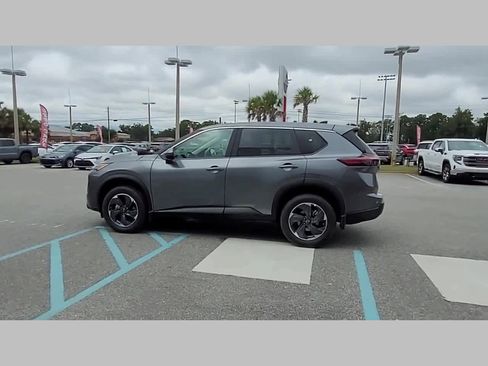 New 2026 Nissan Rogue SV image 24