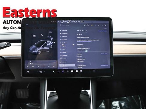 Used 2018 Tesla Model 3 Long Range image 12