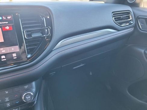 Used 2025 Dodge Durango GT image 28