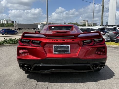 Used 2022 Chevrolet Corvette Stingray Premium Conv w/ Z51 Performance Package RWD image 6