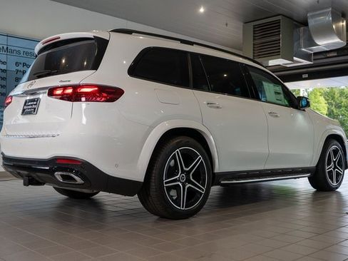 New 2026 Mercedes-Benz GLS 450 4MATIC image 5