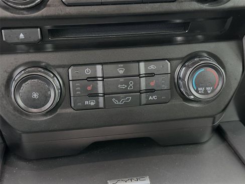 Used 2015 Ford F150 XLT w/ Equipment Group 302A Luxury image 16