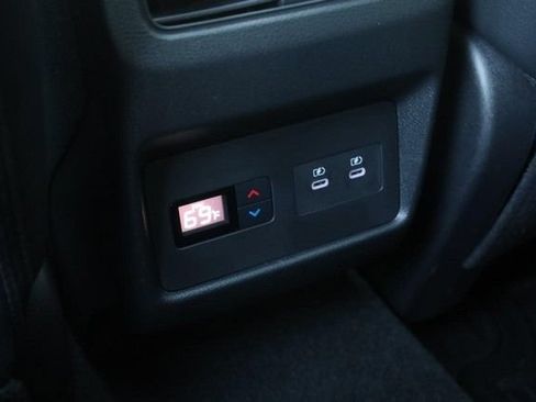 Certified 2025 Nissan Rogue SL w/ Tech Package AWD/4WD image 26