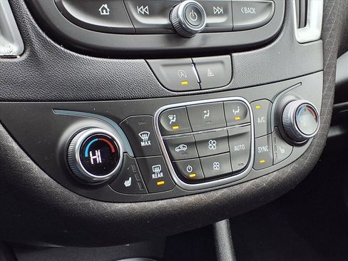 Used 2023 Chevrolet Malibu LT image 17