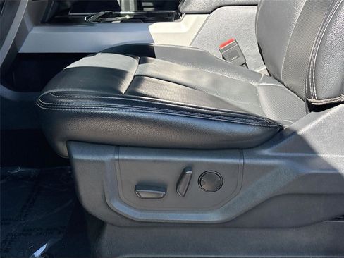 Used 2022 Ford F250 Lariat w/ Lariat Value Package image 20