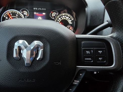 Used 2021 RAM 3500 Tradesman image 15