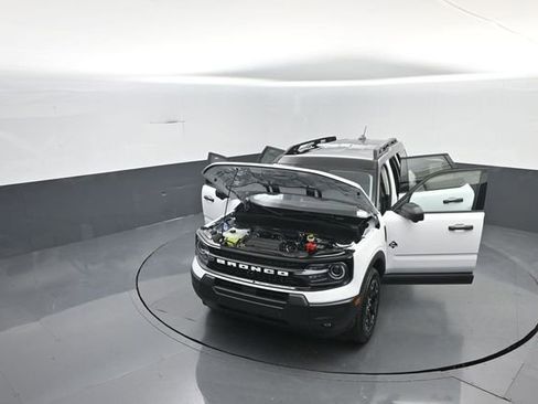 New 2026 Ford Bronco Sport Outer Banks w/ Outer Banks Tech Package+ AWD/4WD image 41