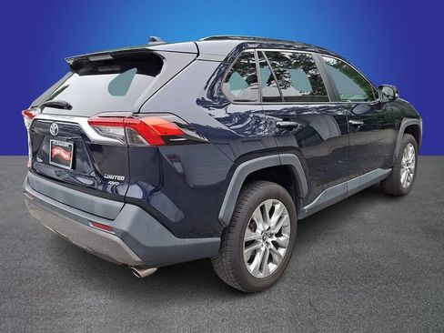 Used 2019 Toyota RAV4 Limited AWD/4WD image 5
