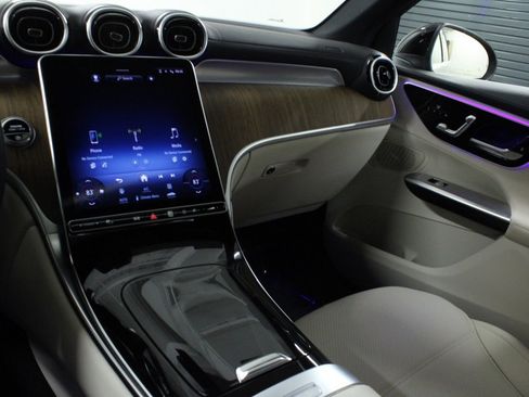 Certified 2024 Mercedes-Benz GLC 300 4MATIC image 27