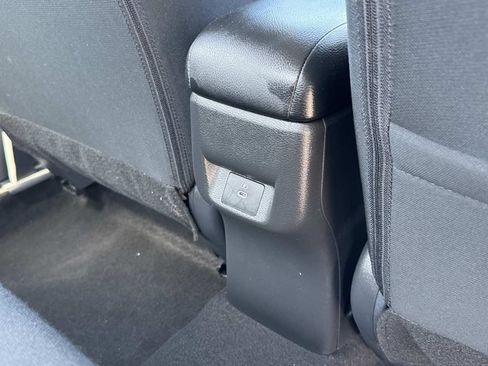 Used 2024 Nissan Versa SV FWD image 18