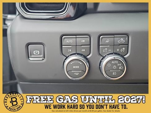 New 2026 GMC Sierra 1500 AT4 w/ AT4 Premium Package AWD/4WD image 24